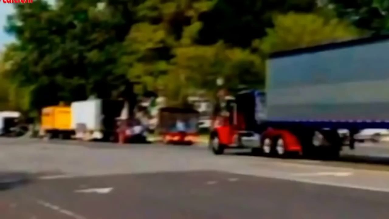 HD Supercar Crash Compilation 2016! EXTREME Super Car Crashes!