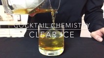Comment faire des glaçons transparents pour vos cocktails?