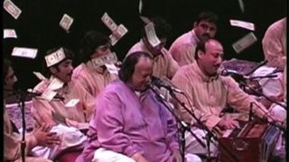 Aisa Bana Sawarna Mubarak Tumhen - Nusrat Fateh Ali Khan - YouTube