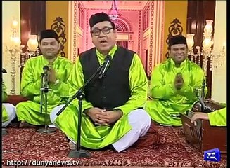 Azizi is describing student probelm in his Qawali.. Hasb E Hal..