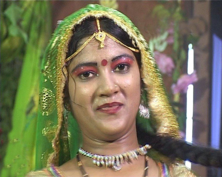 बुन्देली लोकगीत / डंडा घूमें लांगुरिया / चन्द्रभूषण पाठक