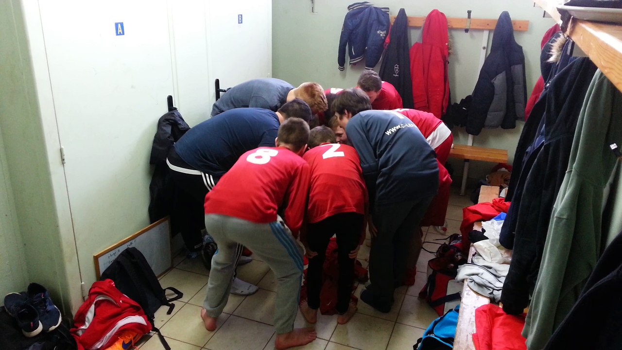 VICTOIRE DES U13 !!  (2ème Phase 1ère Journée S...