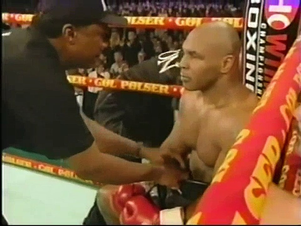 Mike Tyson - Brian Nielsen. 2001-10-13.  Historical Boxing Matches
