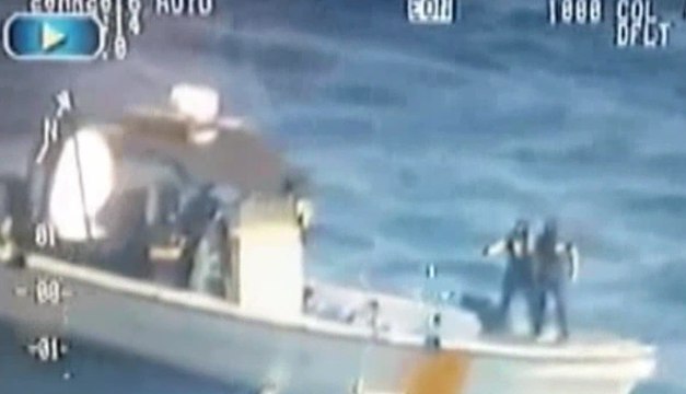 Armada del Ecuador incauta 1,2 toneladas de supuesta droga y combustible