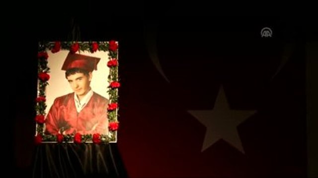 Ankara'daki Saldırıda Yaşamını Yitiren Ozan Can Akkuş İçin Anma Töreni