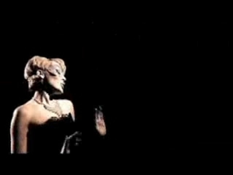 Kylie MINOGUE Diamonds are girl's bestfriend