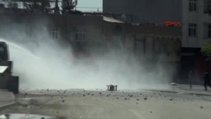 Adana Erkek Gibi Giyinip PKK Gösterisine Katıldılar