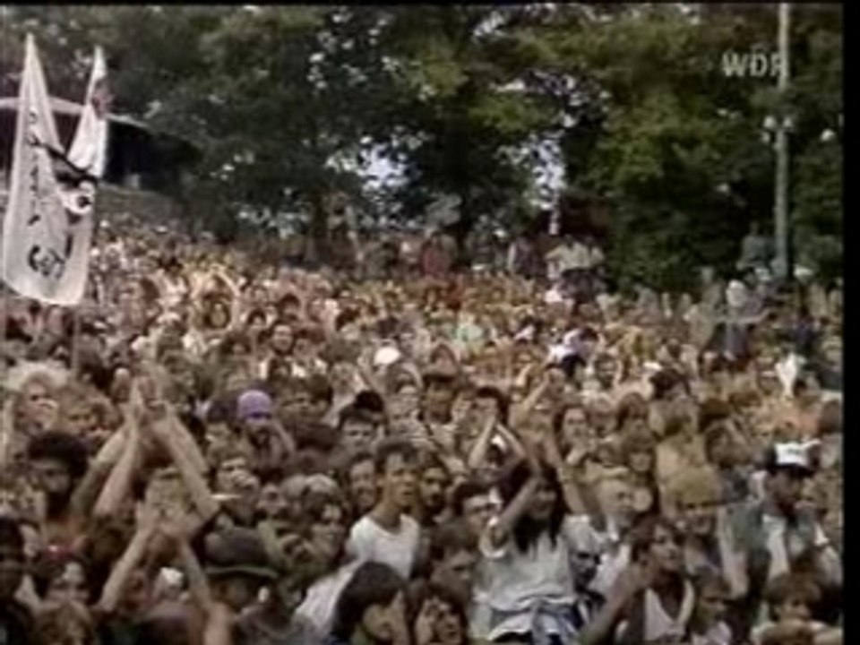 Stray Cats - Rockabilly -  Something's Wrong With My Radio