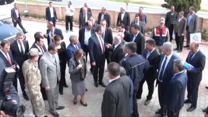 Abdulhamit Gül: "Türkiye Asla Teröre Boyun Eğmeyecektir"