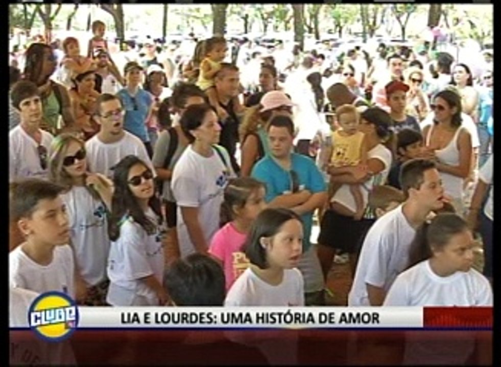LIA E LOURDES