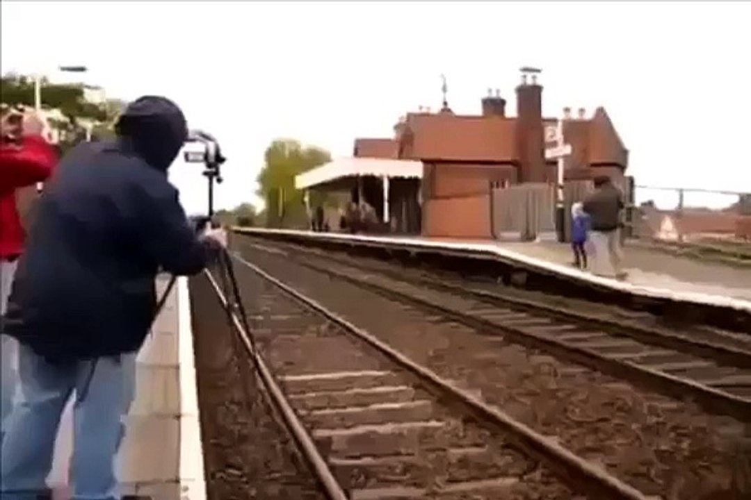 VERY CLOSE MAN OOOPS,