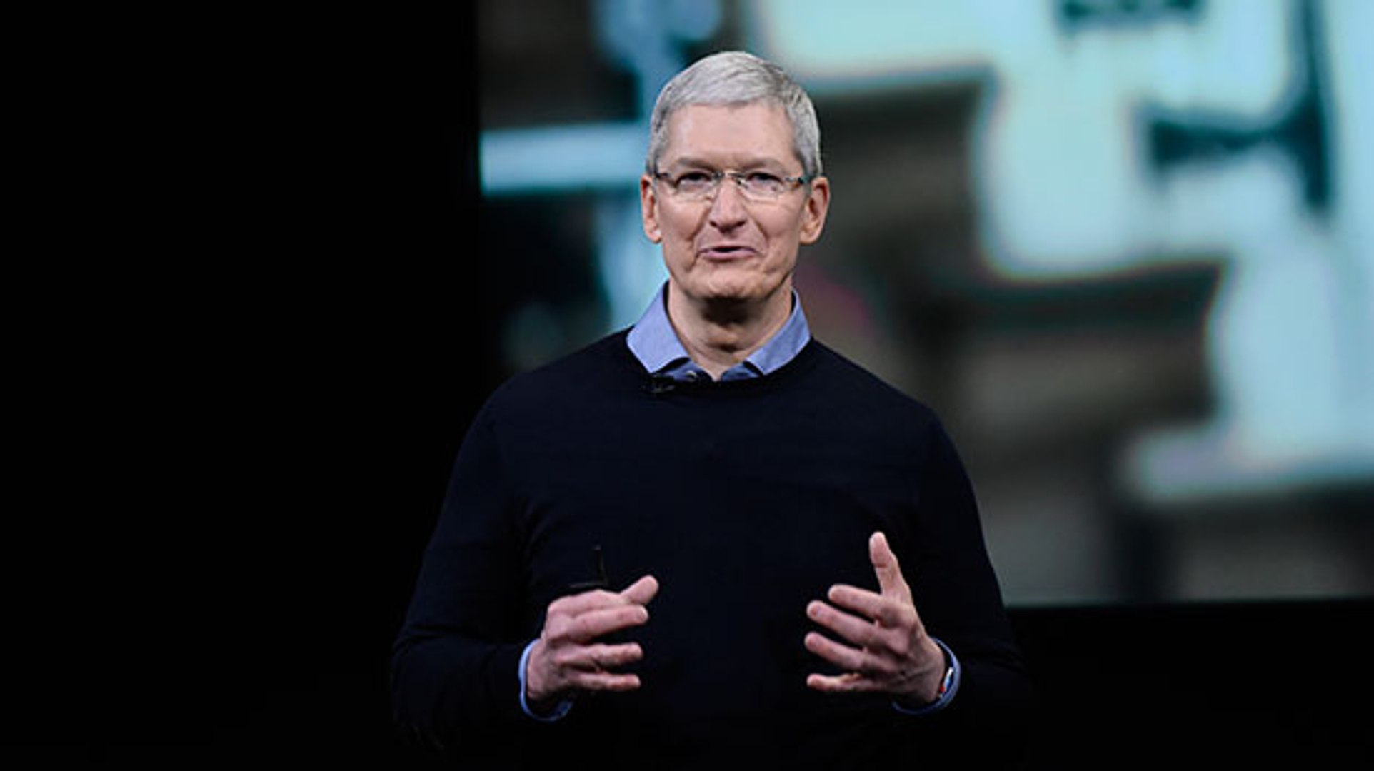 ⁣Tim Cook: 'We need to decide how much power the government should have over our data'