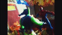 Spider Man vs The Green Goblin - Stop Motion