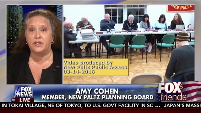 Fox News Makes Small Town Famous For Banning Pledge of Allegiance That They Didn't Ban