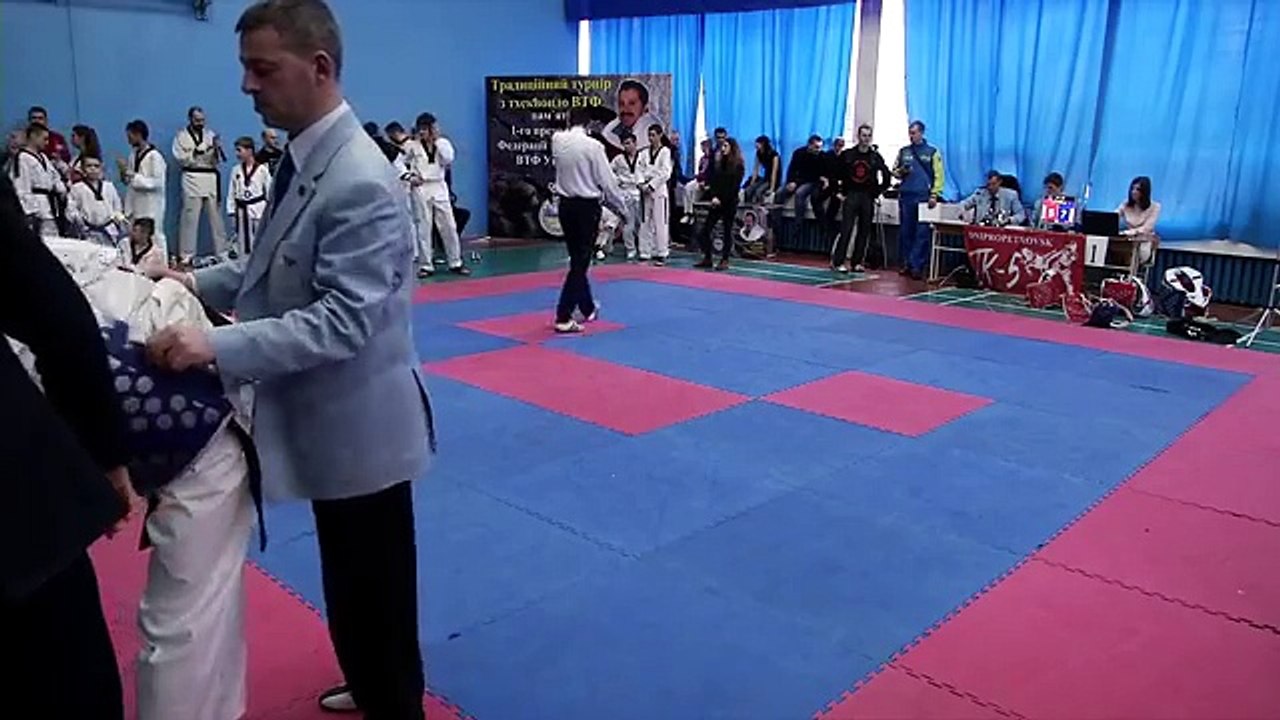 Традиційний турнір з тхеквондо День другий. Татамі А 161