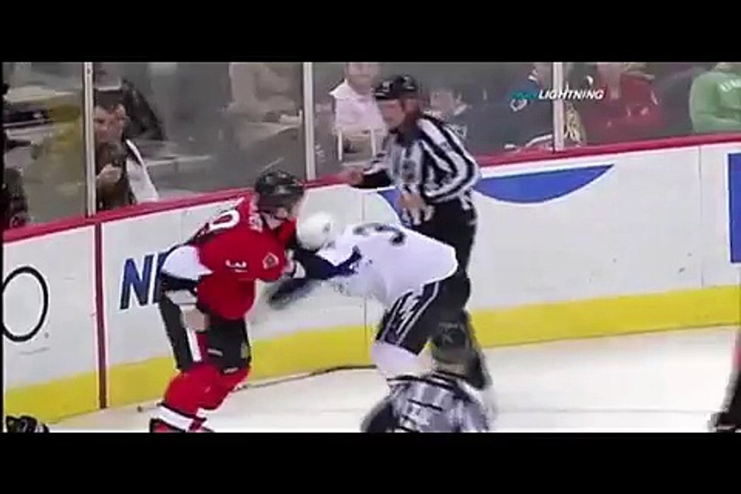 Ryan Craig vs Matt Carkner Nov 5, 2009