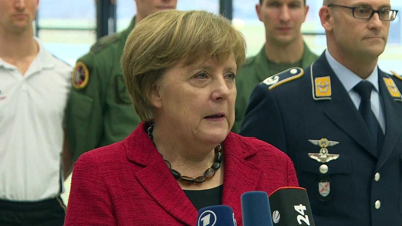 60 Jahre Luftwaffe: Merkel besucht Standort Nörvenich