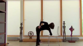 Desk Yoga - Chest opening