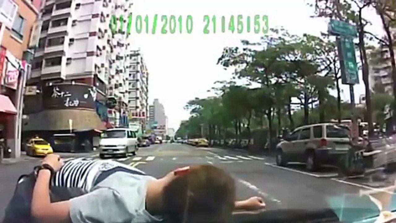 Worst Insurance Scam Fail Ever