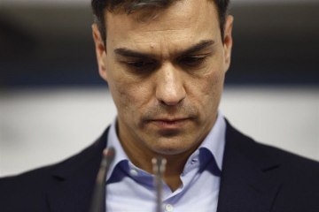 Sánchez descarta hablar con Iglesias "de sillones"