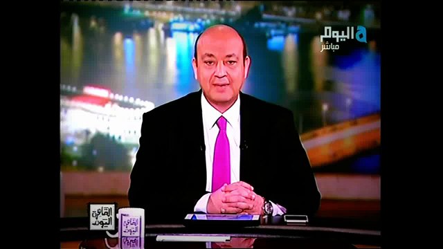 توفيق عكاشة بيتضرب بالجزمة #عكاشة