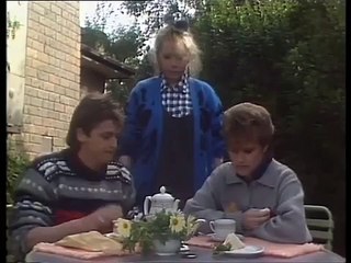 Neighbours ( 1985 ) E127