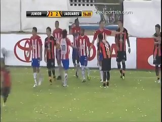 Ciężkie i bolesne jest życie boiskowego intruza