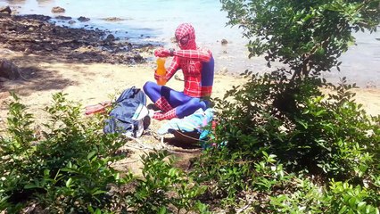 New Spiderman Bath Time In Real Life - Blue Lagoon Adventure. New Avengers Superhero Episode