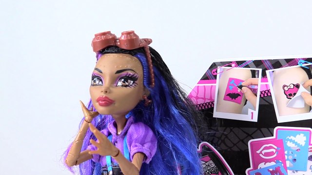 Набор Монстер Хай для создания тату и лучшая подружка Варя! Видео для девочек.