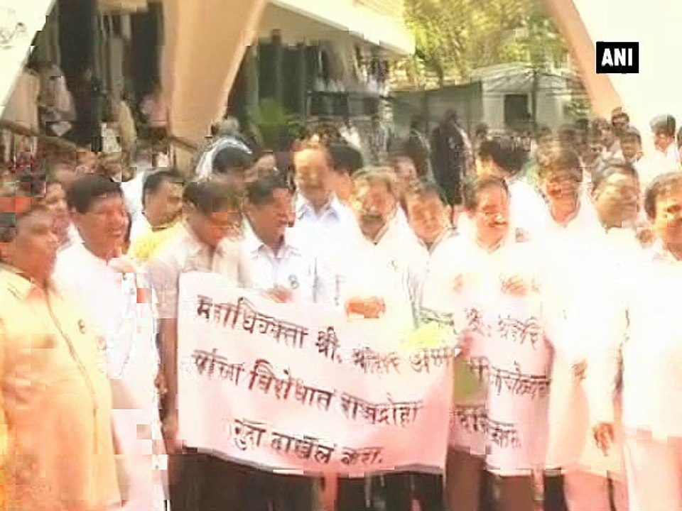 Shiv Sena protests outside Maharashtra assembly, demands AG s resignation