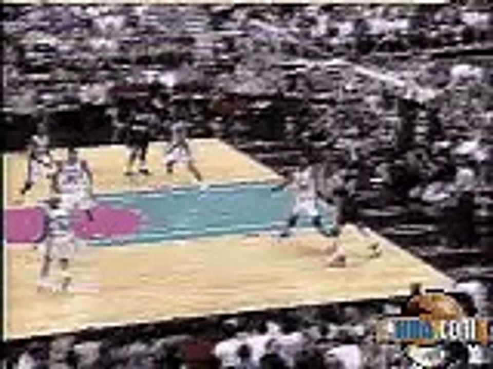 Sabonis miss, rebound and in