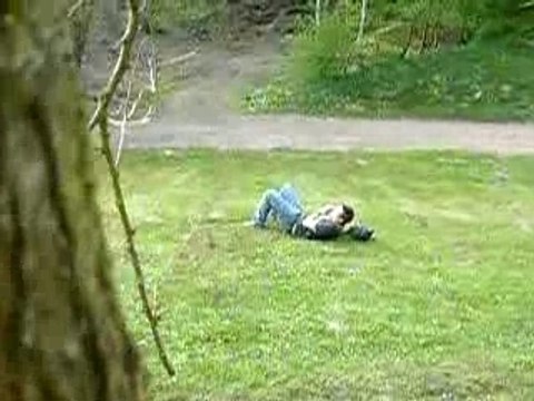 Tire-luge sur herbe