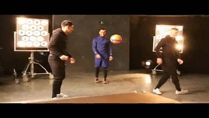 Lewis Hamilton'dan futbol şov!