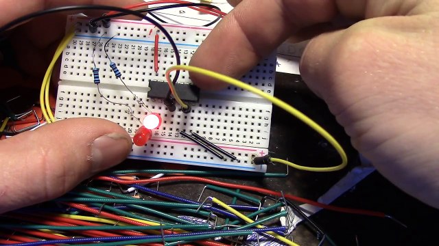 IC to know about # 2 Dag takes a look at the 4013 IC