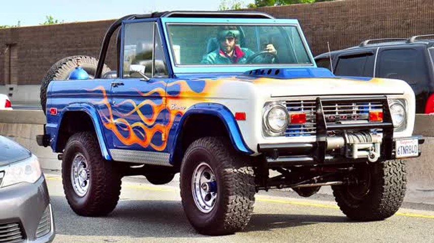 Jared Leto dans sa Ford Bronco personnalisée