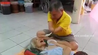 Disable person helping her mother to eat - Life is a message