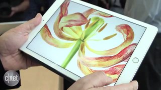 Unbox and Hands-on with the New iPad Pro 9.7-inch by Apple