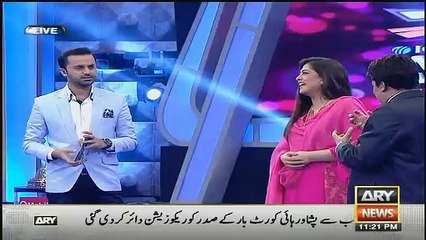 Omer Shareef Badly Making Fun Of Altaf Hussain Speech