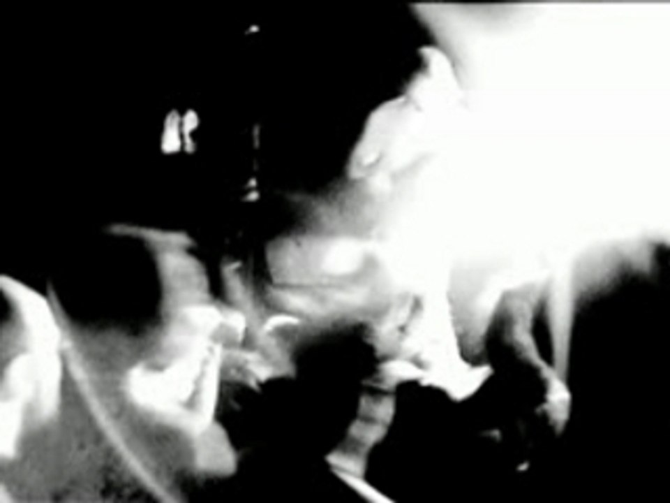 LIARS LIARS LIARS! - or how to play Nirvana in 2005