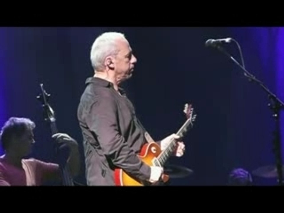 MK EH - I dug up a diamond (Paris 12.06.2006) by Poupystar