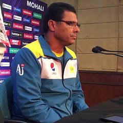Check out Waqar Younis's Reply When Journalist Asked about Umar Akmal's Recommendation for Number 3 Spot