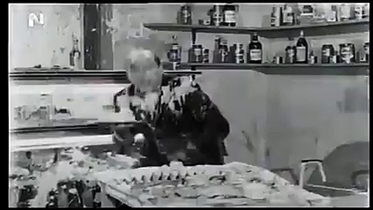 Αποστολή στο ζαχαροπλαστείο. θα ήθελα μια τούρτ...