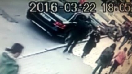 Kadıköy'de Silahlı Saldırı: 2 Yaralı