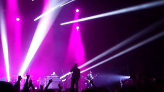 Kasabian - eez-eh (Live @ Forest National, 2014)