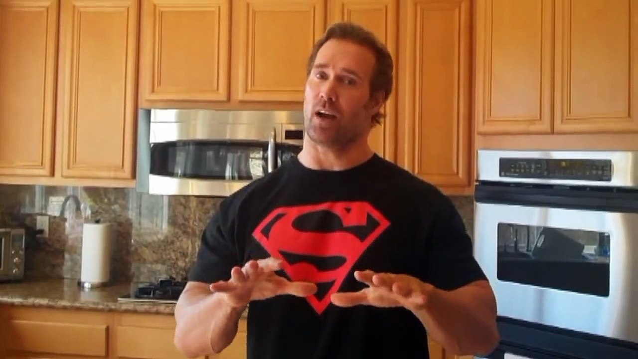 Mike O Hearn Power Bodybuilding Week 10   Looking like a SuperHero
