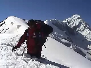 Karakorum Himalaya Golden Peak 4 (Nieve Profunda)