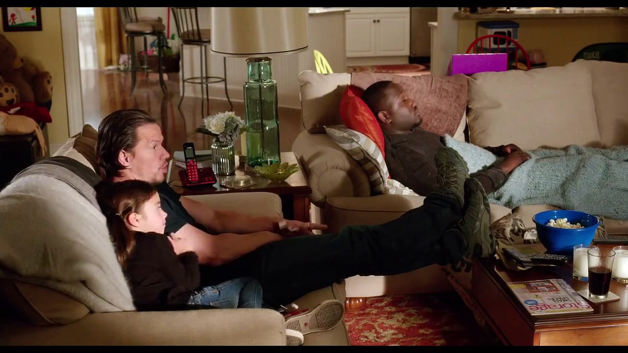 Daddys Home TV SPOT - Holiday Fun (2015) - Linda Cardellini, Will Ferrell Movie HD
