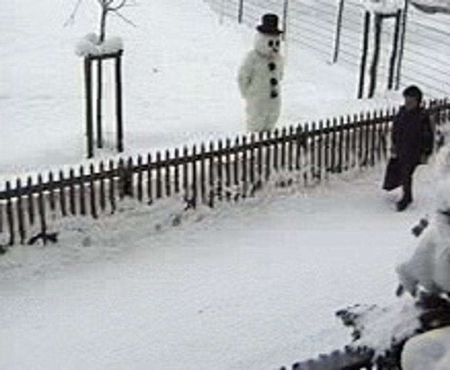 frosty fuuny video