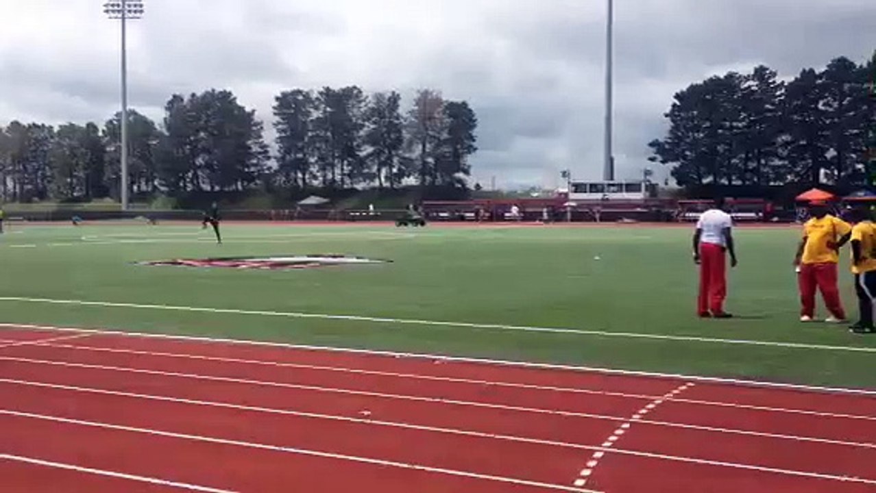 Emmanuel Spearman - Track 400M Dash