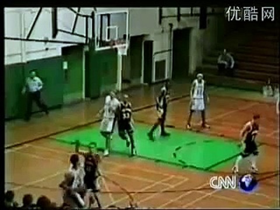 篮球史上最牛比最不可思议的进球